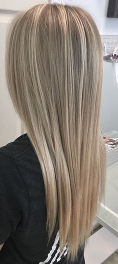 Perfectly Blended Blonde Balayage By Hannah Galloway -Golden Halo Salon - 540.829.1722 Blended Blonde Balayage, Blended Blonde, Blonde Balayage Hair, Blond Balayage, Blonde Hair With Highlights