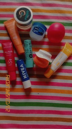 I know it's too much lip balm.. every corner of my house has got one... obsessed with lip balm.. Nivea Lip Balm, Camera Drawing, Spf Lip Balm, Basic Mehndi, Hacks Clothes, Basic Mehndi Designs, Affordable Makeup, Fashion Hacks, Glow Up Tips