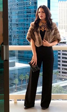 Western Glam Outfit Winter, Nrf Outfits, Dressy Western Outfits Women Fancy, Glam Western Outfit, Classy Western Outfits For Women, Winter Glam Outfit, Glam Cowgirl Outfit, Dressy Western Outfits Women, Outfits For Vegas