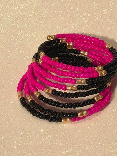 Hot pink and Black Glass Beaded Wrap bracelet Pink Spacer Beads Bracelets For Party, Pink Party Bracelets With Spacer Beads, Pink Large Beads Bracelet For Party, Pink Hand-strung Bangle Stretch Bracelet, Pink Jewelry With Adjustable Black Beads, Memory Wire Jewelry, Waist Jewelry, Beaded Memory Wire Bracelets, Bracelet Fil