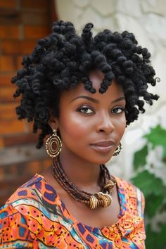 وطن المرء ليس مكان ولادته، ولكنه المكان الذي تنتهي فيه محاولاته للهروب. Short Crochet Braids Hairstyles, Hairstyles Protective Styles, Beautiful Natural Curly Hair, Crochet Braids Styles, Short Crochet Braids, Hairstyles Protective, Angry Tiger, Natural Afro, Passion Twists