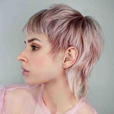 Pixie Wolfcut, Short Grunge Hairstyles, Kid Haircuts, Mullet Hairstyles, Mullet Hair, Pixie Mullet, Shaggy Pixie, Mullet Haircut