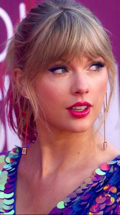 Taylor Swift Hair Bangs, Hairstyles Taylor Swift, Taylor Swift Wallpaper Taylor Swift, Taylor Swift Haircut, Red Carpet Hairstyles, Wallpaper Taylor Swift, Taylor Swift Taylor Swift, Red Carpet Hair