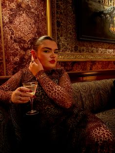 Cocktail bar, leopard print, classy, classy style, jazz, jazz bar, jazz club, leopard, martini, red aesthetic, cherry red, leopard aesthetic, london, london bar, red lipstick, vintage, vintage style Bar Photoshoot, Leopard Aesthetic, Lipstick Vintage, Aesthetic London, Jazz Bar, Jazz Club, Red Leopard, Classy Style