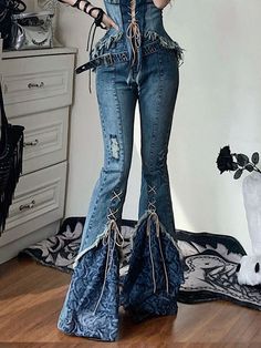 This price is for a pair of pants only, others are not included.   	 		 			Size 			S 			M 			L 		 		 			Full Length 			103 			104 			105 		 		 			Waist 			66 			70 			74 		 		 			Hips 			82 			86 			90 		 		 			Thigh 			44 			45 			46 Diy Lace Up Flare Jeans, Upcycled Pants Ideas, Vintage Stretch Denim Blue Bottoms, Diy Flare Pants, Whimsigoth Pants, Upcycling Pants, Patched Jeans Outfit, Pants Upcycle, Whimsigoth Fits