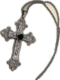 Black Cross Pendant Jewelry With Silver Chain, Black Nickel-free Cross Pendant Jewelry, Cross Gothic, Handmade Aesthetic, Aesthetic Cool, Gothic Cross, Gothic Crosses, Punk Goth, Unisex Jewelry