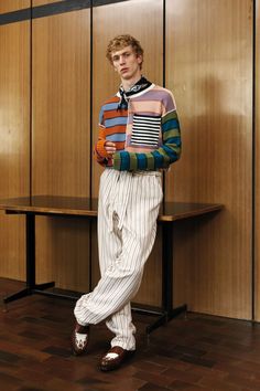 AP-(22) Der Gentleman, Mode Shoes, Pajama Fashion, Knitwear Men, Inspiration Mode, Spring 2017, Mens Street Style, Creative Studio, Milan Fashion Week