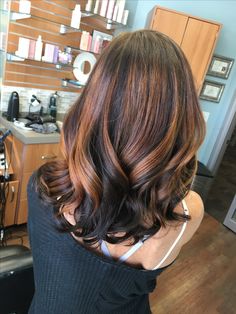 Straight Short Hair, Dark Hair Makeup, Balayage Straight, Honey Brown Hair, Hair Indian, Hair Streaks, Alternative Hair