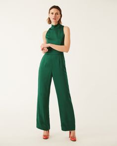 Stand-Up Collar Jumpsuit Eden Green, Popular Bridesmaid Dresses, Wedding Pantsuit, Bridesmaids Jumpsuits, Marlene Hose, Flowy Wide Leg Pants, Chiffon Jumpsuit, Fall Bridesmaid Dresses, Collar Jumpsuit