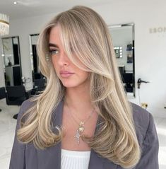 Warm Blonde Hair, Blonde Hair Goals, Summer Blonde Hair, Ashy Blonde, Beauty Hair Color, Brown Hair Inspo, Dyed Blonde Hair, Light Blonde Hair, Dirty Blonde Hair