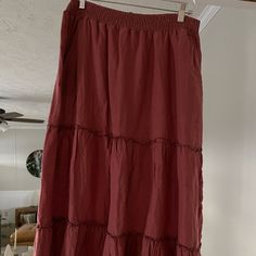 Marshalls Skirt W Pockets I’m 5’4 And It’s Ankle Length Never Worn Comment Below If You Have Any Questions Casual Maxi Skirt With Pockets For Vacation, Casual Fall Beach Maxi Skirt, Ankle Length, Womens Skirt, A Line, Womens Sizes, Skirt, Women Shopping, Black