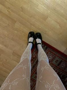 White Lace Tights Aesthetic, Coquette Tights Outfit, Bow Stocking Outfit, Cute Stockings Outfit, White Tights Outfit Coquette, Lace Tights Outfits, Lace Tights Aesthetic, Bow Tights Outfit, White Lace Tights Outfit