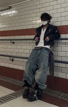 Alternative Fashion Men, Baggy Jeans Outfits, Gothic Mode, Baggy Jeans Outfit, Y2k Goth, Jeans Outfits, Street Fashion Men Streetwear, Guys Clothing Styles, Mens Outfit Inspiration