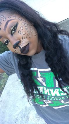 Leapord Makeup Looks, Easy Halloween Face Paint For Women, Leopard Halloween, Animal Makeup, Leopard Face