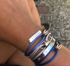 Blue Bracelet Stack, Prep Asthetic, Blue Jewelry Aesthetic, Pretty Stacks, Stile Kendall Jenner, Stockholm Fashion