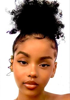 21st Birthday Hairstyles, Birthday Hairstyles, Unique Models, Slimmer Face, Curly Hair Styles Easy, Best Eyebrow Products, Natural Hair Styles Easy, Glamour Makeup