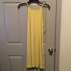 Old Navy Mustard Colored Striped Tank Dress. 95% Rayon/Viscose Blend And 5% Spandex Material. New. Navy Sundress, Black And Blue Dress, Striped Tank Dress, Patterned Midi Dress, Mini Cami Dress, Blue Striped Dress, Short Sleeve Dress Shirt, Cotton Dress Summer, Blue And White Dress