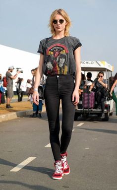 Rock Outfits For Women 80s, 80s Rock Fashion Women, 1987 Fashion, 80s Inspired Outfits, Look Festival, 80s Rock, Rock Outfits, Inspirational Sayings