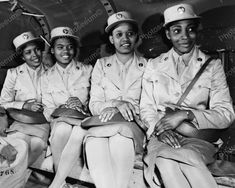 Four Members Womens Army Auxiliary Corps 1943 Vintage 8x10 Reprint Of Old Photo - Photoseeum Women's Army Corps, Patriotic Pictures, African History, Southern Belle, African American History, African American Women, Black American, American Women