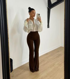 Business Casual Dinner Outfit Winter, Casual Work Dinner Outfit Winter, Classy Latina Style, Michaela Pratt Outfits, Baddie Corporate Outfits, Professional Dinner Outfit, Timeless Outfits For Women Classy, Upscale Casual Outfit Women, Leasing Agent Outfit