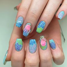 Spongebob Gel Nails, Fun Nail Designs Almond, Spong Bob Nails, Nail Designs Spongebob, Crazy Summer Nails Designs, Spongebob Short Nails, Spongebob Nails Short, Spongebob Flowers Nails, Spongebob Inspired Nails