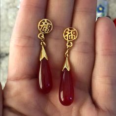 Back By Popular Demand!!! New Tibetan Teardrop Earrings 18 K Plated Red Jade Ask Questions Before Purchasing. Bundle And Save 10% Red Jade Jewelry, Red Teardrop Drop Earrings, Mongolian Jewelry, Infinite Jewelry, Lady Armor, Gold Indian Earrings, Red Statement Earrings, 70s Earrings, Dream Vanity