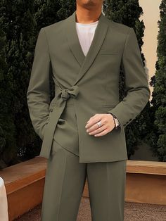 Army Green Casual Collar Long Sleeve Polyester Plain Regular Embellished Non-Stretch  Men Clothing Men’s Suit Designs, Prom Styles For Men, Best Suits For Men Classy, Classy Suits Men, Suits For Guys, Prom Outfits For Guys, Indian Wedding Suits Men, Terno Slim