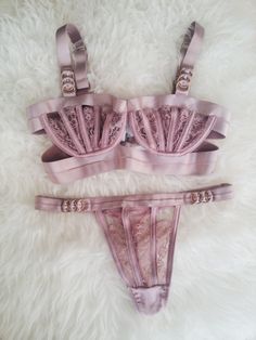 Lavender Lingerie, Fashion Design Inspiration, Lingerie Design, Backless Bra, Pink Lingerie, Pink Lilac, Lingerie Outfits