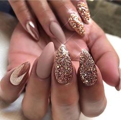 Rose Gold Nail Ideas, Rose Gold Glitter Nails, Rose Gold Nails Glitter, Gold Glitter Nails, Ombre Nails Glitter, Rose Gold Nails, Nail Swag, Sparkly Nails