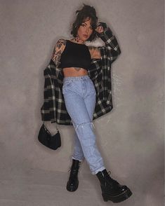 Shop Dr Martens Jadon Flatform Chunky … and other curated products on LTK, the easiest way to shop everything from your favorite creators. Grunge Chic Outfits, Grunge Chic, Alt Fashion, Alternative Outfits, Outfit Inspo Fall, Grunge Fashion, Grunge Outfits