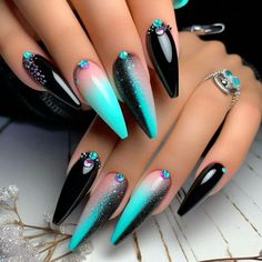 October Acrylic Nail Designs, Dope Nail Designs Summer, Healthy Long Nails, Baddie Nails Ideas, Baddie Toe Nails, Summer Birthday Nails, Birthday Nails Short, Starfish Nail Art, Purple Summer Nails