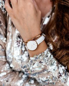 It's time to welcome the New Year with some sparkle. Photo via IG: @michelle_gouws #DanielWellington #NewYears Dw Watch Women, Slim Watches, Daniel Wellington Watch, Army Watches, High End Watches, Women's Watches, Women's Watch, Online Jewelry Store, White Rose Gold