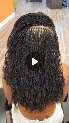 Micro Locs Braids, Afro Bulk Twist Hairstyles, Afro Hair With Bangs, Micro Loc Extensions, Extensions With Braids, Braids Parting, Sister Locks Hairstyles, Micro Hair Extensions, Micro Braids Styles