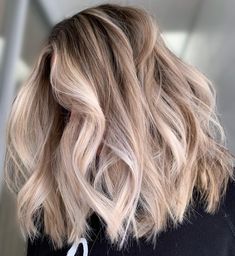 Dirty Blonde Hair Ideas, Beige Blonde Hair, Blonde Hair Ideas, Dark Blonde Hair Color, Hair Adviser, Dyed Blonde Hair, Dirty Blonde Hair, Dark Blonde Hair