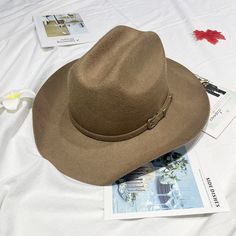 Product Category: Cowboy HatSuitable season: autumnHat style: high topHat brim style: wide brimColor: black, haze gray, dark brown, khaki, white, royal blue, bright red, lake blue, gray, dragon fruit color, burgundy, rose red, dark green, light brown, camel, navy blue, beigeSize: M (57cm), L (59cm)Function: warmth, sunshadeStyle: Versatile, elegant, casual, fashionable OL, simple, European and AmericanStyle Category: Fashion Commuting Gray Dragon, Red Lake, Western Cowboy Hats, Cowgirl Hat, Cowboy Hat, Wide Brimmed, Belt Buckle, Bright Red, Belt Buckles