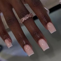 Precio bajo con envío gratis para usuario nuevo. Medium Square French Tip, Square French Tip Nails, Square French Tip, Square French, Nagel Tips, French Tip Acrylic Nails, Short Square Acrylic Nails, Tip Nails, Square Acrylic Nails