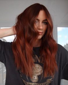 Red Hair Dark Eyebrows, Hair Ideas For Winter, Spring Red Hair, Spring Red Hair Color, Copper Hair Dark, Winter Hairstyle, Hair Shade, Red Hair Inspo, Spring Red