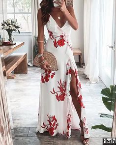 Fisdy - Maxivestido de volantes con estampado floral y aberturas altas Chique Outfit, Backless Dress Summer, Ruffle Trim Dress, Dress Sleeve Styles, Maxi Robes, Floral Print Maxi Dress, Ruffled Maxi Dress, Trend Fashion, White Maxi Dresses