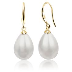 PRICES MAY VARY. Exquisite Design: These teardrop pearl earrings feature a stunning synthetic pearl drop, elegantly set in silver or gold plated metal, offering a timeless and sophisticated look. Versatile Style: Perfect for any occasion, from weddings and bridal showers to casual outings, these pearl drop earrings for women in silver or gold are a must-have addition to your jewelry collection. High-Quality Materials: Crafted with silver or gold plating and a synthetic plastic pearl, these earri Tomie Aesthetic, Gold Pearl Drop Earrings, Bridal Earrings Gold, Pearl Teardrop Earrings, Earrings Pearl Drop, Teardrop Pearl Earrings, Pearl Drop Earrings Gold, Small Drop Earrings, Pear Earrings