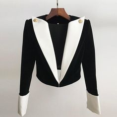 Jacket Starship-Blazers-Pisani Maura-Pisani Maura Plus Zise, Short Blazer, Tuxedo Women, Slim Fit Blazer, Designer Jacket, Tuxedo Style, High Street Fashion, Velvet Shorts, Crop Blazer