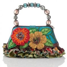 Embroidery Unique, Handbag Ideas, Fancy Purses, Purse Ideas, Vintage Jewelry Ideas, Beaded Shoes