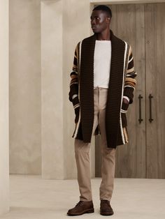 Matias Jacquard Cardigan Sweater | Banana Republic Mens Cardigan Outfit, Long Cardigan Outfit, Jacquard Cardigan, Cardigan Outfit, Warm Cardigan, Chunky Scarves, Street Style Outfits Men, Men's Sweaters, Cardigan Outfits