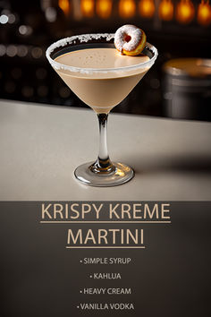 Luxury Drinks Cocktails, Luxury Drinks, Cocktail Recipes At Home, Bartender Drinks Recipes, Breakfast Drinks, Martini Party, Tea Breakfast, Hey Bartender, Bartender Drinks