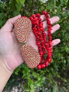 Chunky Red Coral Stone Necklace,Multistrand gemstone handmade necklace will elevate your spring stylings. This necklace is perfect for your daily outfits, special occasions, parties, birthdays, celebrations.  You can give gemstone necklace as a original gift for your mother, sister, wife, partner. Necklace Details Handmade item.  📐Lenght is 42 cm  📐10 cm adjustable chain. You can adjust lenght.  💎Gemstone :Coral Stone 💎Gemstone sizes:İrregular chip bead coral stone 💎Secondary Material:Red Z Elegant Red Beaded Necklaces With Natural Stones, Elegant Red Crystal Necklaces With Natural Stones, Elegant Red Beaded Necklace With Natural Stones, Elegant Red Crystal Necklace With Natural Stones, Elegant Red Crystal Pendant Necklace, Red Round Beads Stone Jewelry, Red Round Beaded Stone Jewelry, Red Jewelry With Round Beads And Stones, Red Crystal Pendant Necklace With Natural Stones