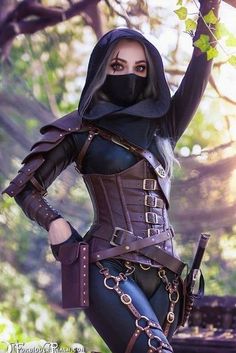 Assassin Outfit, Female Assassin, Fata Morgana, Ren Fair, Fair Lady, My Eyes, Art Reference Photos, Aesthetic Outfits