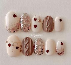 Nails For Holiday, Nail Art Noel, Asian Nails, Hello Nails, Punk Nails, Fall Gel Nails, Valentine Nails, Beauty Nails Design, Christmas Gel Nails