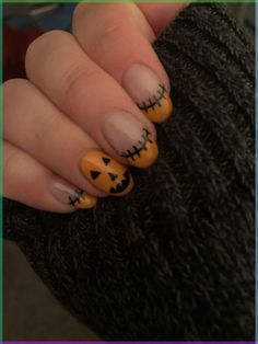 Halloween Nail Pumpkin, Easy Pumpkin Nail Art, Halloween Nails Easy Simple, Silly Nails, Easy Fall Nail Designs, Fall Halloween Nails, Nail Inspired, Holloween Nails, Nails For Fall