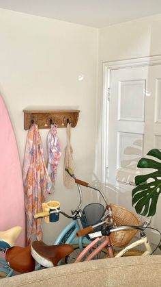 Surf Room, Beach Interior, Cali Girl, Inspiration Instagram, Summer Hot, Pink Beach, Glowy Skin, Beach Aesthetic