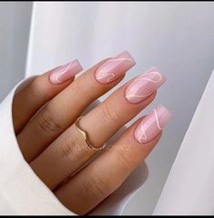 Casual Nails, Fake Nails With Glue, Short Acrylic, Pink Nail, Neutral Nails, Stick On Nails, Classy Nails, Chic Nails, Short Acrylic Nails