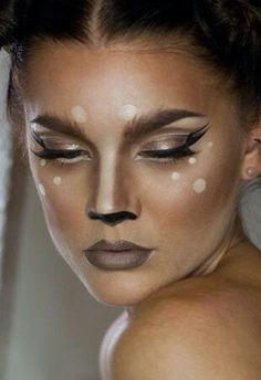 Halloween Makeup Tutorials, Maquillage Halloween Simple, Makeup Pinterest, Halloween Makeup Tutorial Easy, Makeup Zombie, Dead Costume, Pinterest Tutorials